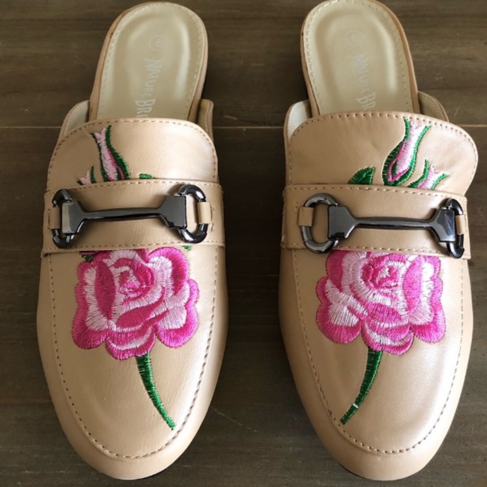 BNWT Nature Breeze mules